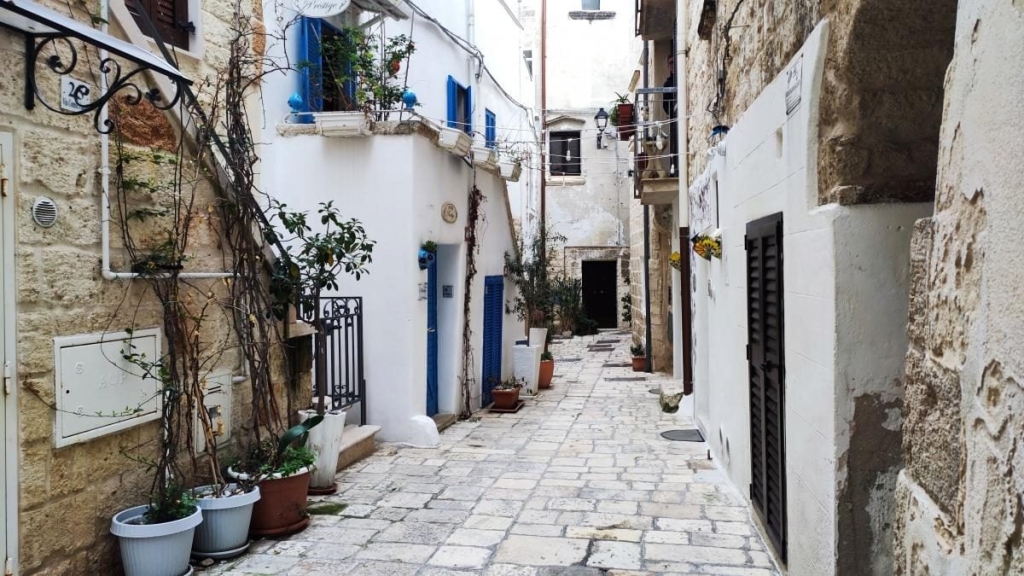 Поліньяно-а-Маре: як побачити одне з найкрасивіших місць Італії і не зіпсувати враження 25 Поліньяно-а-Маре: як побачити одне з найкрасивіших місць Італії і не зіпсувати враження