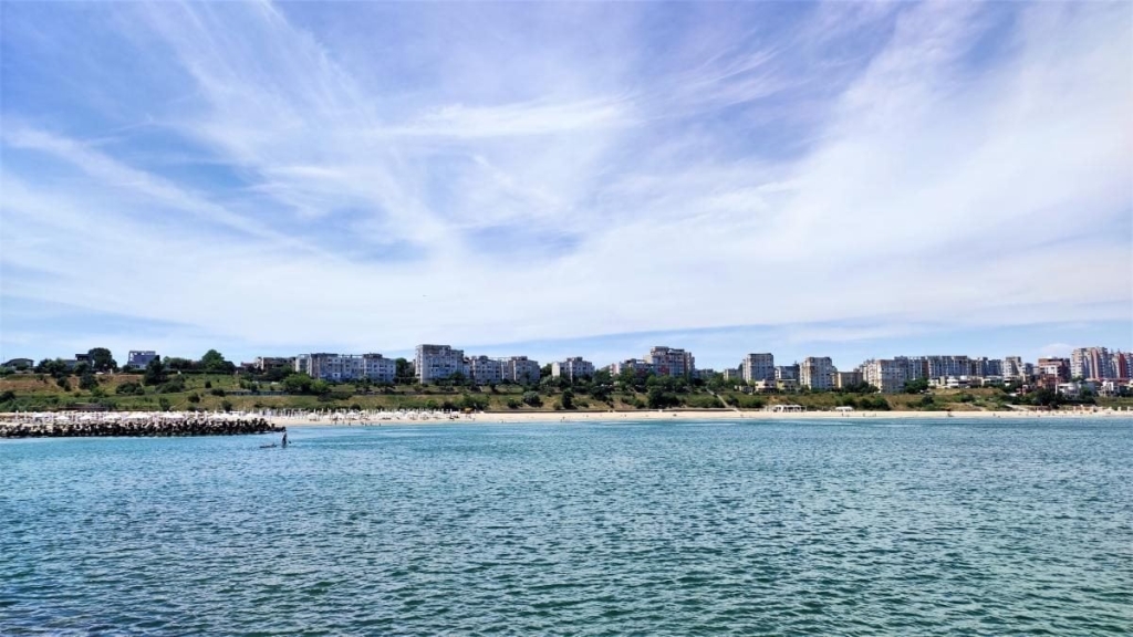 Приємна несподіванка: чому українцям варто звернути увагу на чорноморські пляжі Румунії 1 Приємна несподіванка: чому українцям варто звернути увагу на чорноморські пляжі Румунії