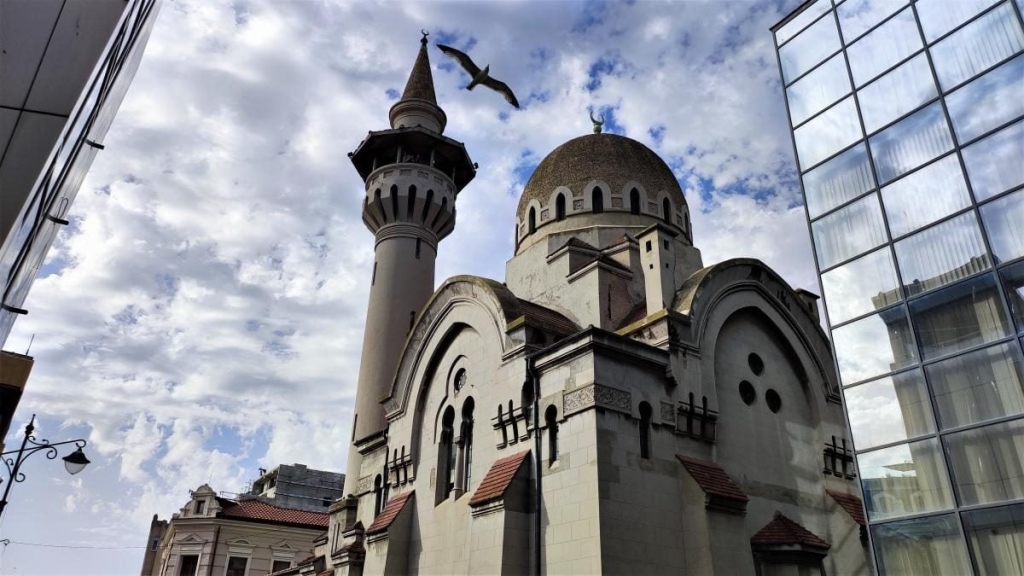 Приємна несподіванка: чому українцям варто звернути увагу на чорноморські пляжі Румунії 23 Приємна несподіванка: чому українцям варто звернути увагу на чорноморські пляжі Румунії