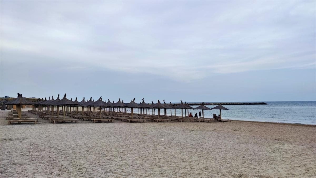 Приємна несподіванка: чому українцям варто звернути увагу на чорноморські пляжі Румунії 6 Приємна несподіванка: чому українцям варто звернути увагу на чорноморські пляжі Румунії