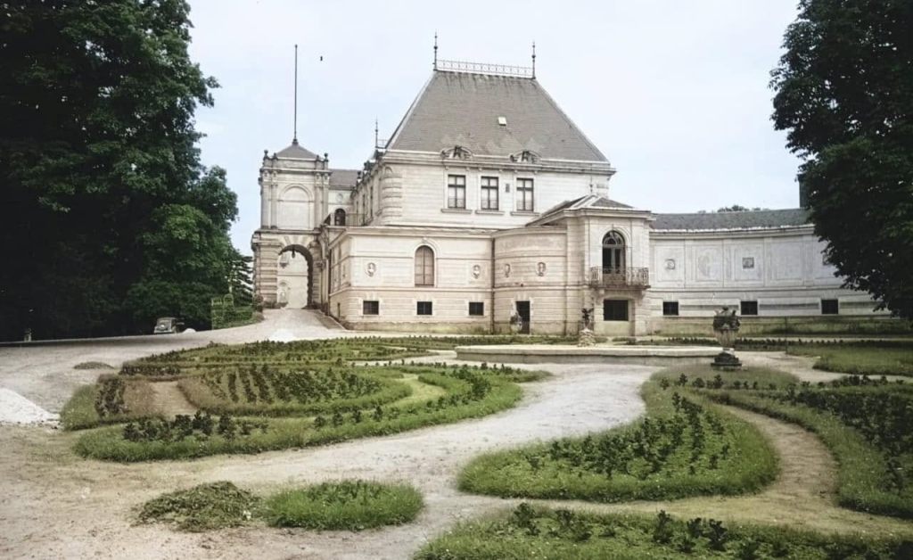 Руїни і легенди: чим вражає палац Лянцкоронських на Львівщині Руїни і легенди: чим вражає палац Лянцкоронських на Львівщині 3