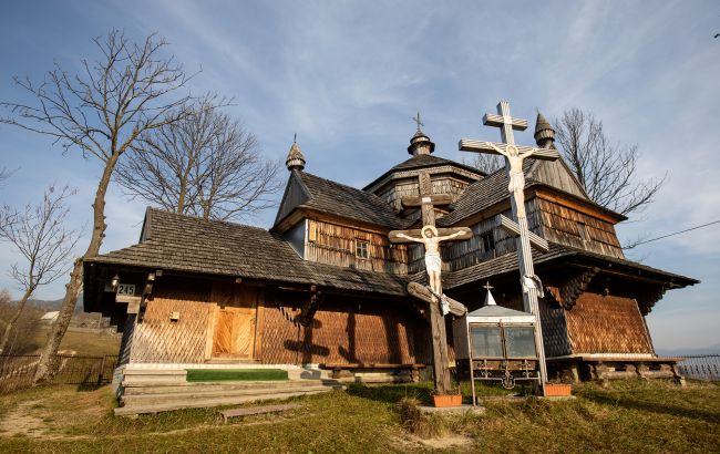 Унікальні дерев'яні собори Карпат, які у списку ЮНЕСКО: чому їх варто побачити кожному Унікальні дерев'яні собори Карпат, які у списку ЮНЕСКО: чому їх варто побачити кожному 1