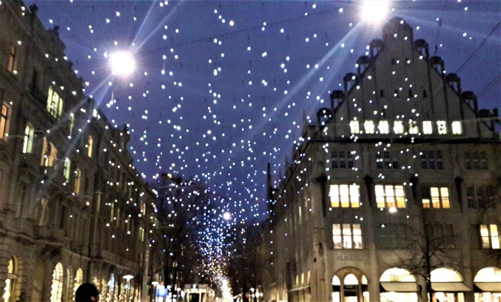 Уїк-енд в Цюріху: заглянути в одне з найдорожчих міст світу і не розоритися 48 Цюріх на Різдво / фото Марина Григоренко