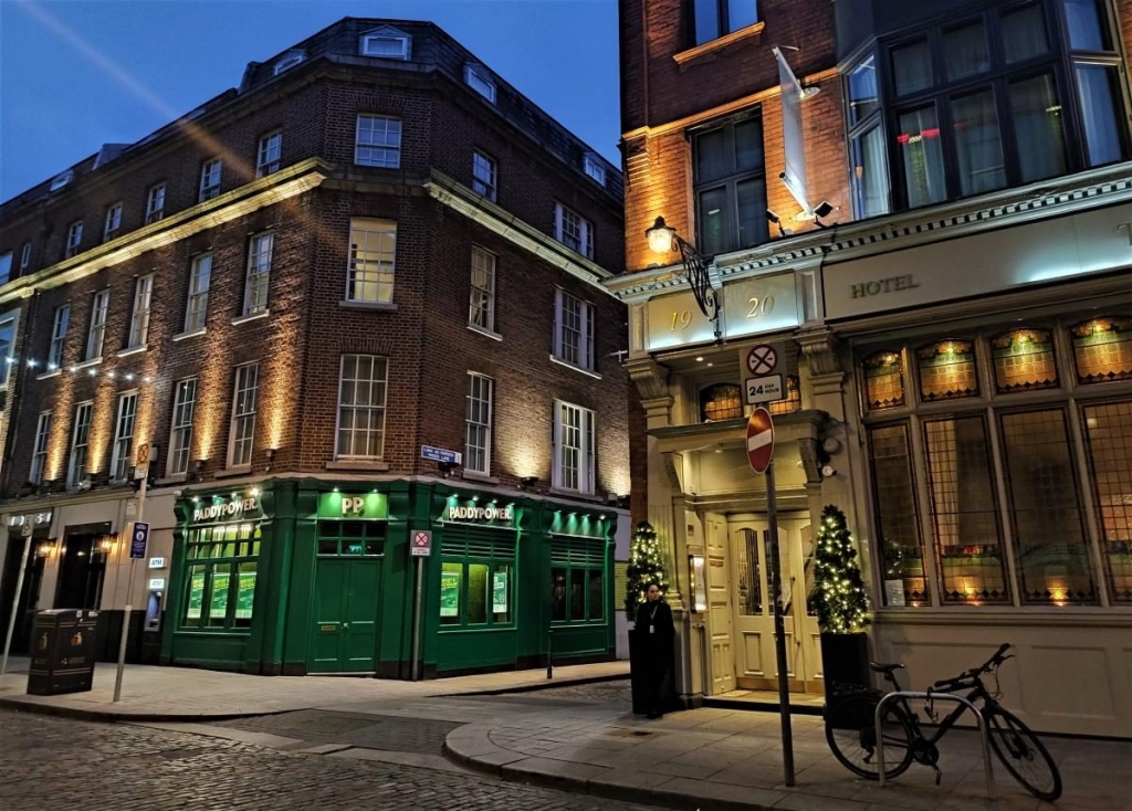 Від нічних вогнів Темпл-бару до "полювання" на оленів: чим вражає ірландський Дублін 39 Від нічних вогнів Темпл-бару до "полювання" на оленів: чим вражає ірландський Дублін