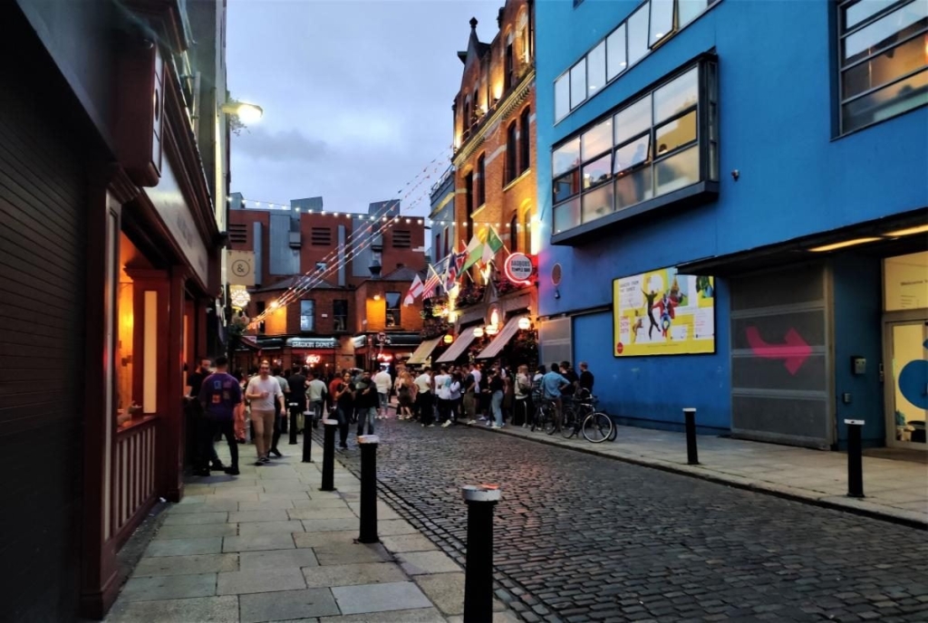 Від нічних вогнів Темпл-бару до "полювання" на оленів: чим вражає ірландський Дублін 33 Від нічних вогнів Темпл-бару до "полювання" на оленів: чим вражає ірландський Дублін