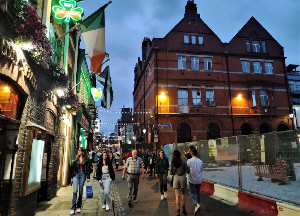 Від нічних вогнів Темпл-бару до "полювання" на оленів: чим вражає ірландський Дублін 36 Від нічних вогнів Темпл-бару до "полювання" на оленів: чим вражає ірландський Дублін