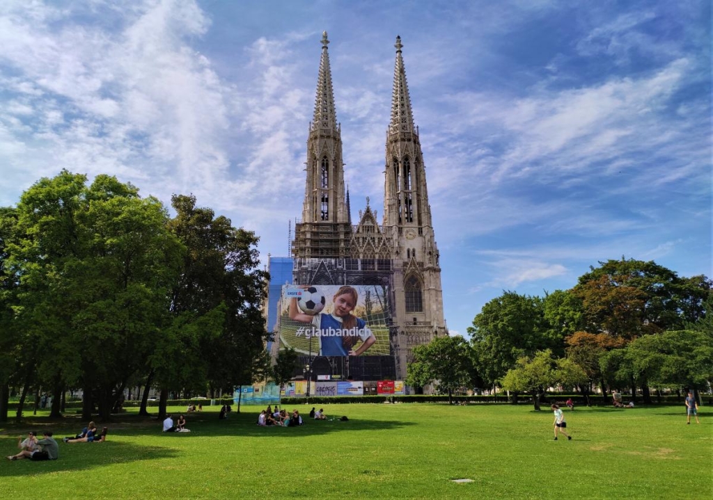 Відпочинок в Австрії: все, що потрібно знати туристам (фоторепортаж) 25 Австрія – католицька країна, і там дуже багато релігійних свят / фото Марина Григоренко