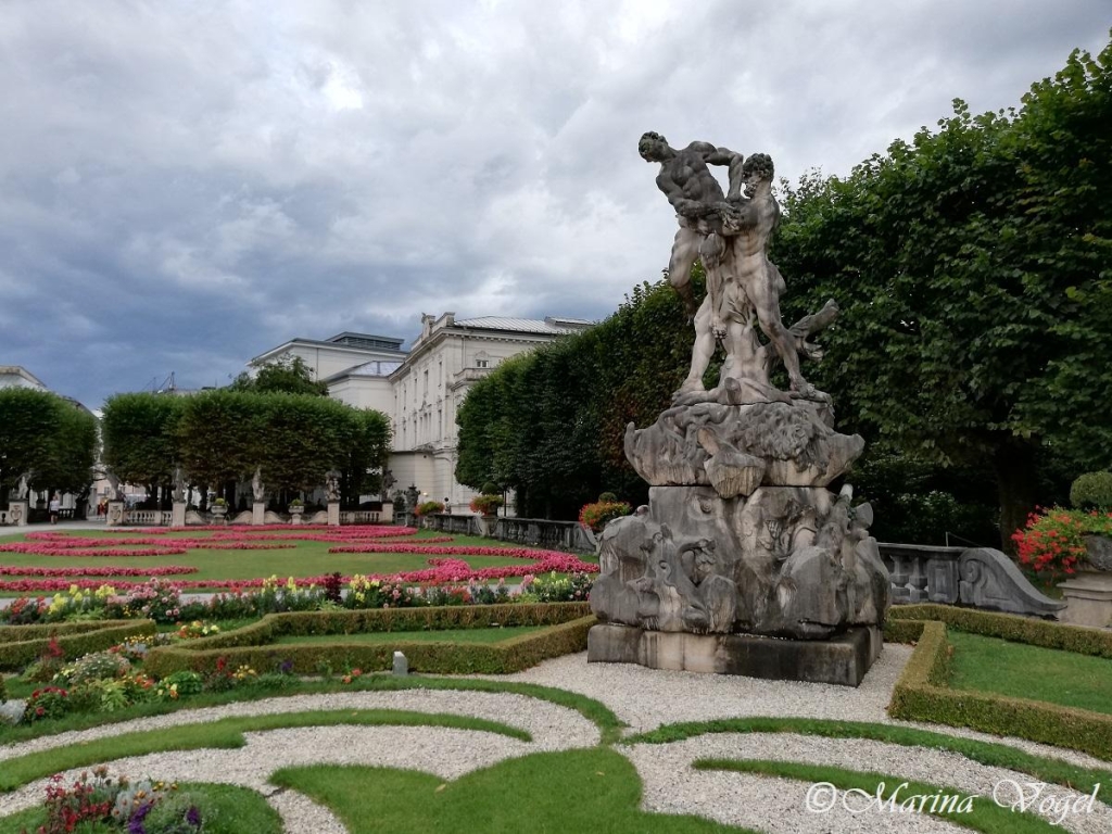 Відпочинок в Австрії: все, що потрібно знати туристам (фоторепортаж) 13 Зальцбург – місто розкішних парків / фото Марина Григоренко