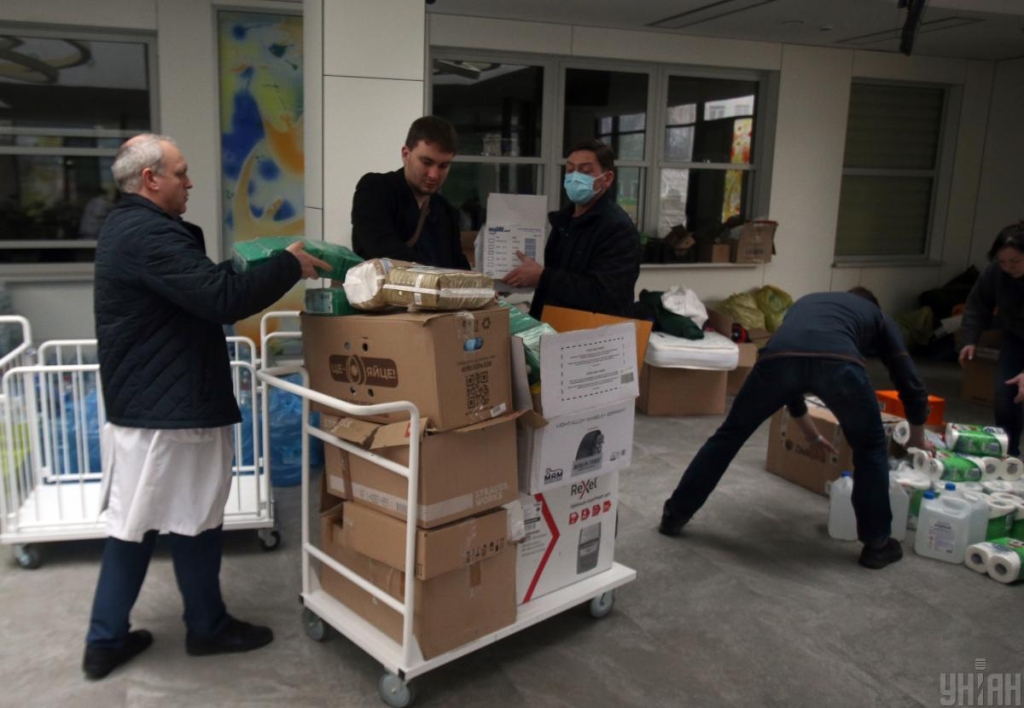 Відпустка у воєнний час: якщо дуже треба і не для розваги 2 Працівники критичної інфраструктури продовжують працювати для країни / фото Александр Синица