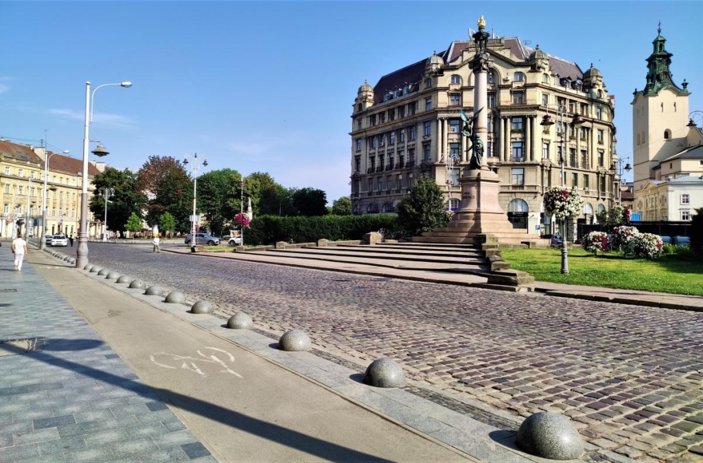 Відпустка в Закарпатті машиною: досліджуємо Україну вздовж траси Київ-Чоп 17 Ранковий Львів прекрасний / фото Марина Григоренко