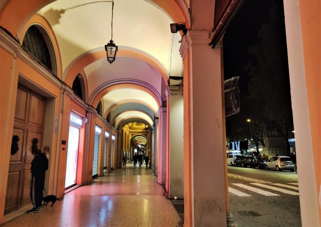 Вікенд в Болоньї: чим вражає туристів розкішна "темна конячка" Італії 46 Вікенд в Болоньї: чим вражає туристів розкішна "темна конячка" Італії