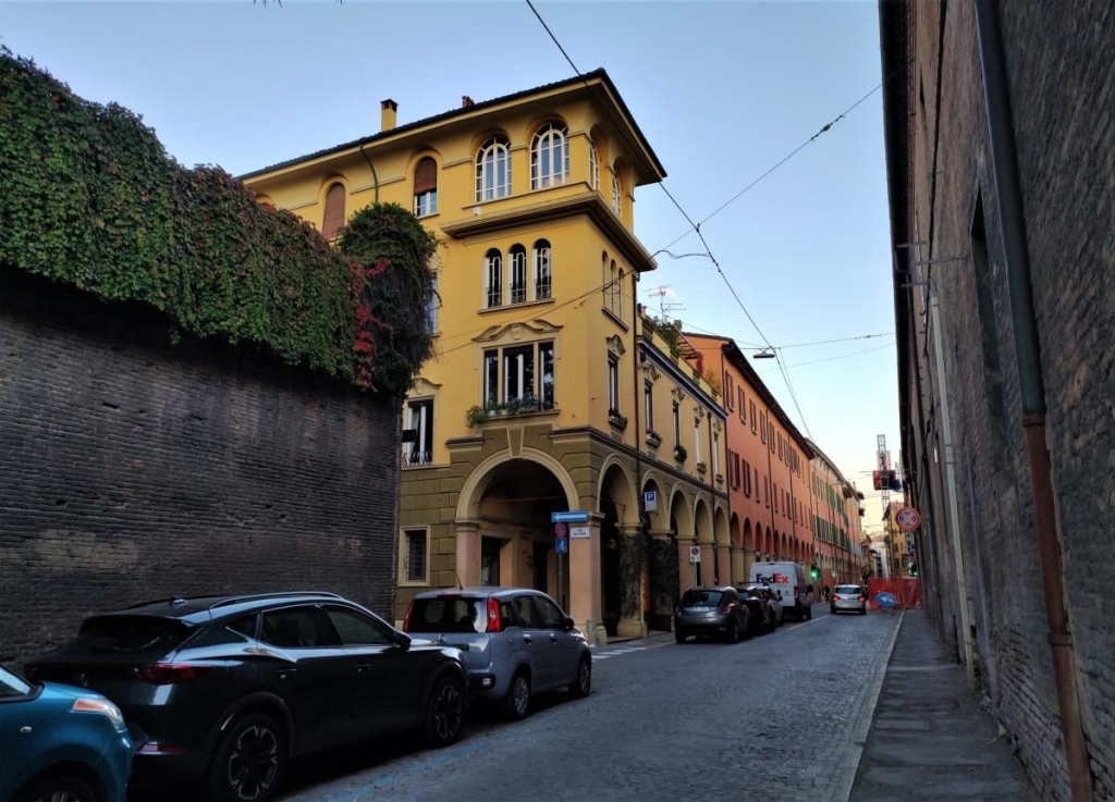 Вікенд в Болоньї: чим вражає туристів розкішна "темна конячка" Італії 22 Вікенд в Болоньї: чим вражає туристів розкішна "темна конячка" Італії