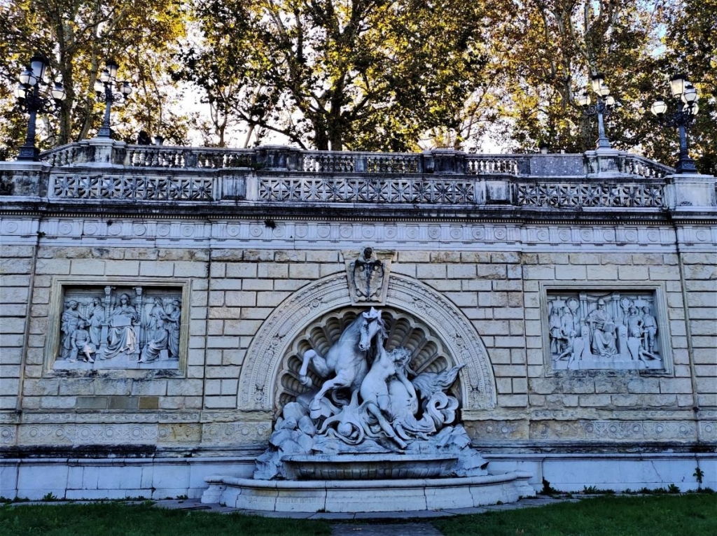 Вікенд в Болоньї: чим вражає туристів розкішна "темна конячка" Італії 12 Вікенд в Болоньї: чим вражає туристів розкішна "темна конячка" Італії