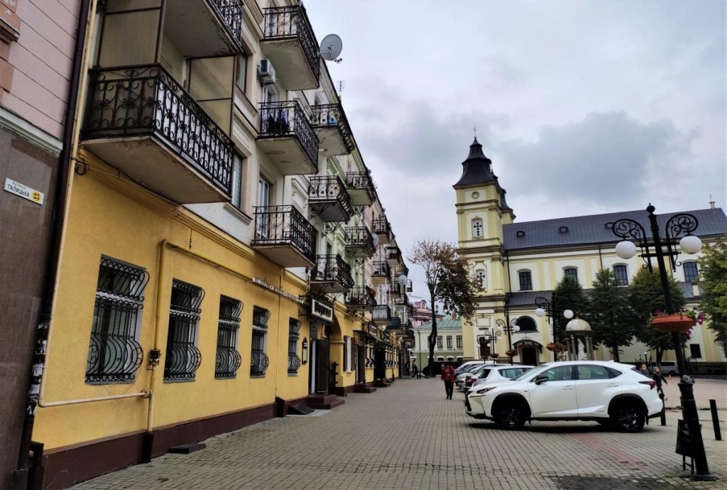 Вікенд в Івано-Франківську: затишне та сучасне місто, яке не впізнати 8 Вікенд в Івано-Франківську: затишне та сучасне місто, яке не впізнати