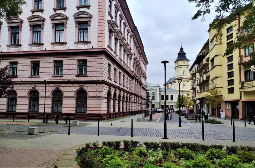 Вікенд в Івано-Франківську: затишне та сучасне місто, яке не впізнати 16 Вікенд в Івано-Франківську: затишне та сучасне місто, яке не впізнати