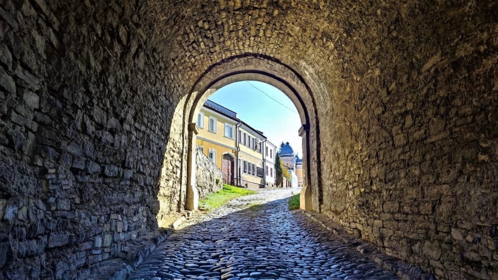 Вікенд в Кам'янець-Подільську: що подивитися та де смачно поїсти 8 Вікенд в Кам'янець-Подільську: що подивитися та де смачно поїсти