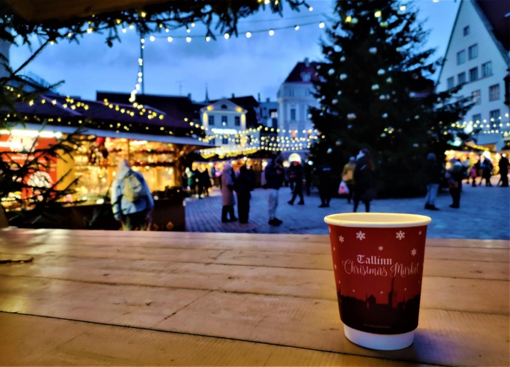 Вікенд в Таллінні: що подивитися і як зігрітися в затишній естонській столиці 148 Vana Tallinn тут додають скрізь / фото Марина Григоренко