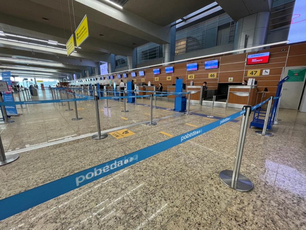 Вимирання "руссо туристо": куди пускають росіян, а куди – ні, і як до цього ставитися українцям 1 Ситуація в московських аеропортах / фото REUTERS