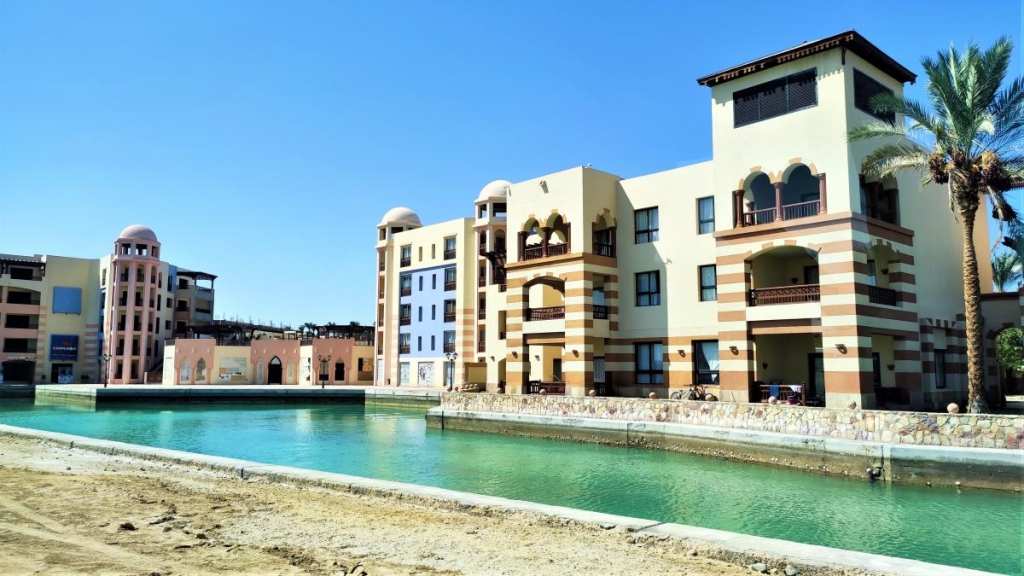 Єгипет влітку? Та ще й без росіян? Тоді вам в Марса-Алам! 114 Порт Галіб – сувенірна Мекка в Марса-Аламі / фото Марина Григоренко