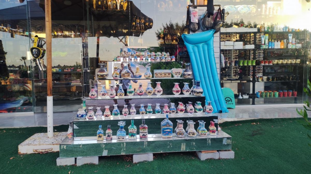 Єгипет влітку? Та ще й без росіян? Тоді вам в Марса-Алам! 7 В готелях Марса-Аламу є все - від басейнів і пляжів до ресторанів і сувенірних лавок / фото Марина Григоренко