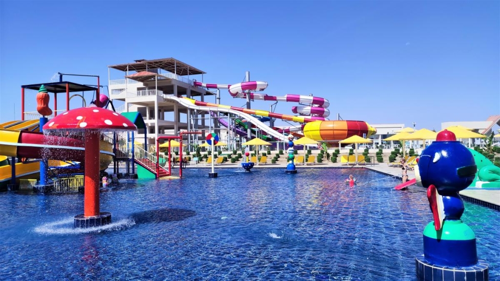 Єгипет влітку? Та ще й без росіян? Тоді вам в Марса-Алам! 47 Аквапарк готелю Pickalbatros Sea World Resort 5* / фото Марина Григоренко