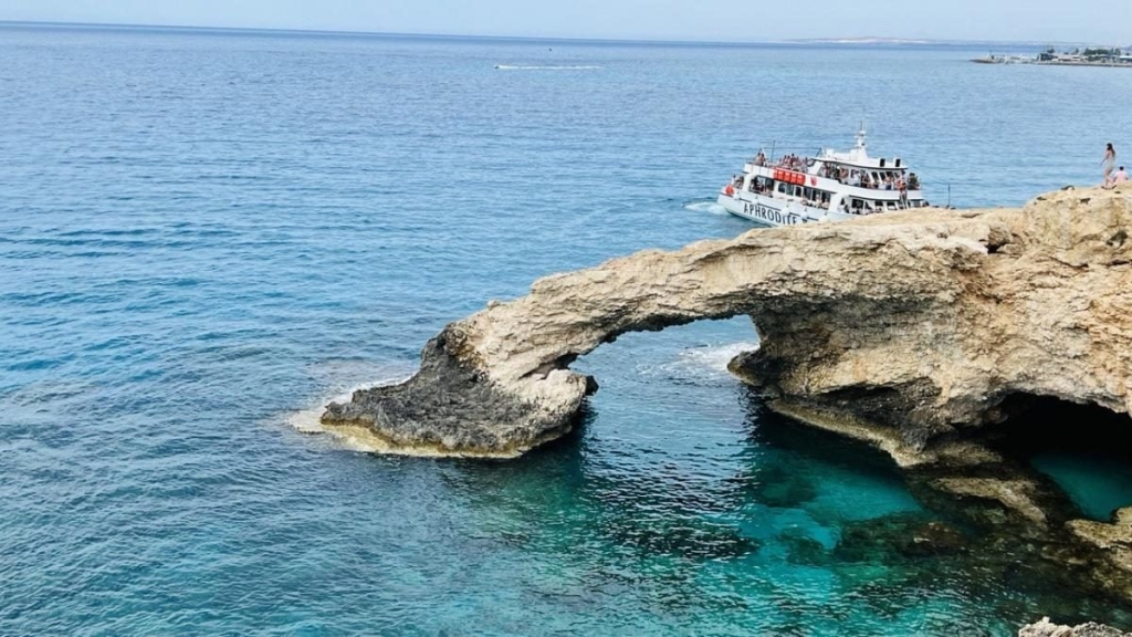 Їсти, молитися, пити. Кіпр – острів сили, обжерливості, молитов і задоволень 4 Їсти, молитися, пити. Кіпр – острів сили, обжерливості, молитов і задоволень