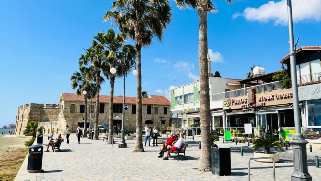 Їсти, молитися, пити. Кіпр – острів сили, обжерливості, молитов і задоволень 12 Їсти, молитися, пити. Кіпр – острів сили, обжерливості, молитов і задоволень