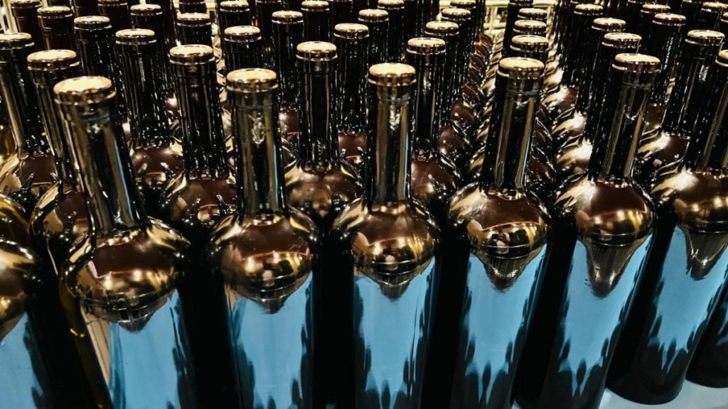 Їсти, молитися, пити. Кіпр – острів сили, обжерливості, молитов і задоволень 189 Їсти, молитися, пити. Кіпр – острів сили, обжерливості, молитов і задоволень