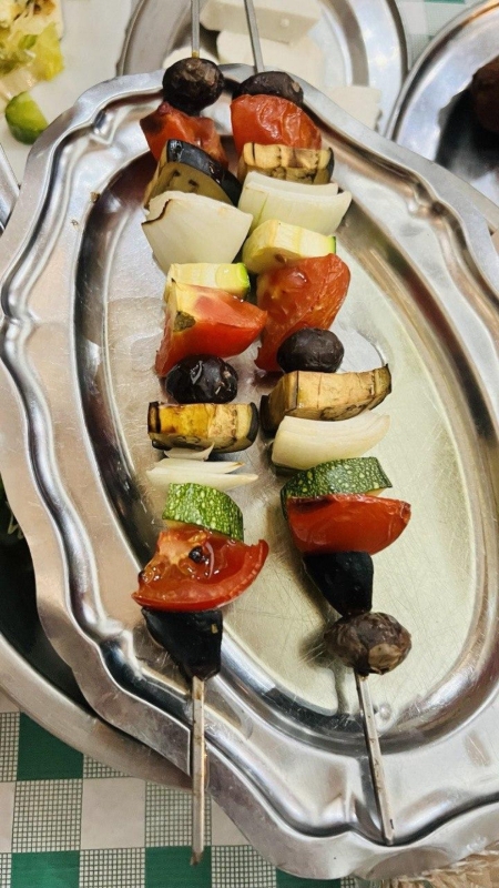 Їсти, молитися, пити. Кіпр – острів сили, обжерливості, молитов і задоволень 45 Їсти, молитися, пити. Кіпр – острів сили, обжерливості, молитов і задоволень