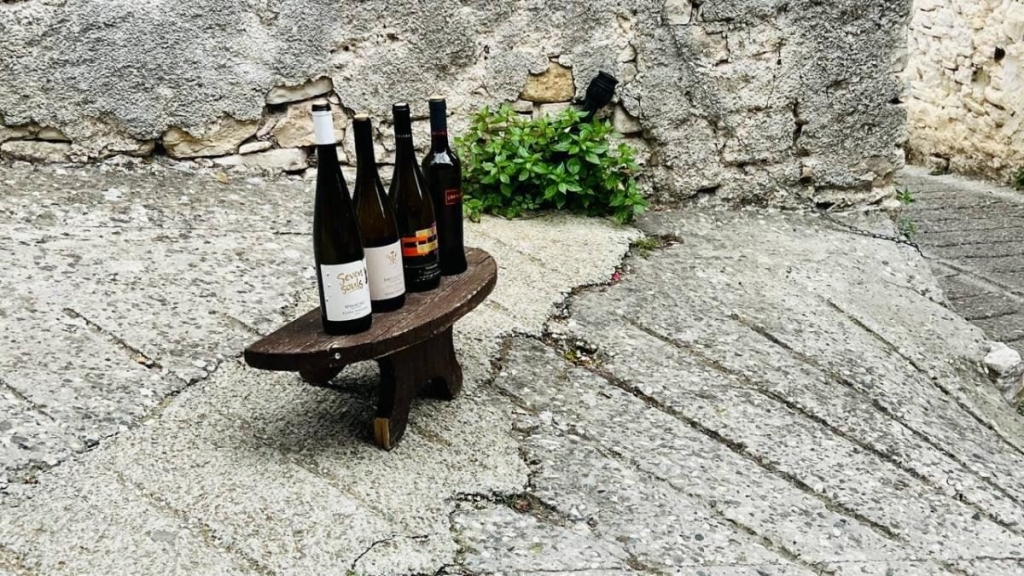 Їсти, молитися, пити. Кіпр – острів сили, обжерливості, молитов і задоволень 196 Їсти, молитися, пити. Кіпр – острів сили, обжерливості, молитов і задоволень