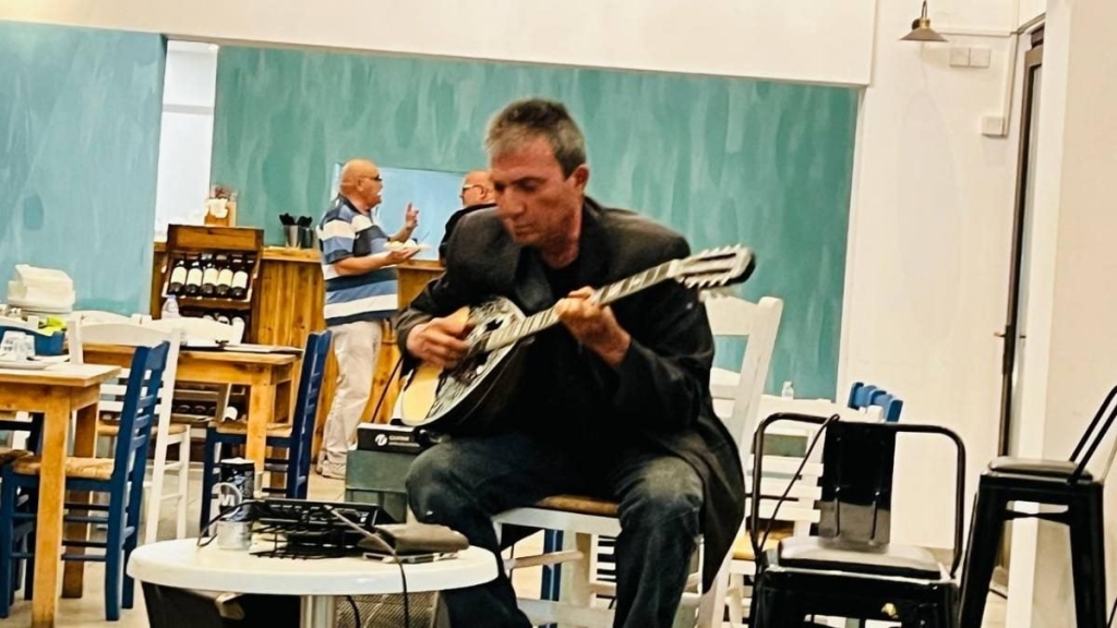 Їсти, молитися, пити. Кіпр – острів сили, обжерливості, молитов і задоволень 217 Їсти, молитися, пити. Кіпр – острів сили, обжерливості, молитов і задоволень