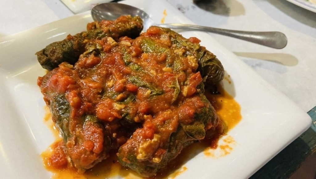 Їсти, молитися, пити. Кіпр – острів сили, обжерливості, молитов і задоволень 38 Їсти, молитися, пити. Кіпр – острів сили, обжерливості, молитов і задоволень