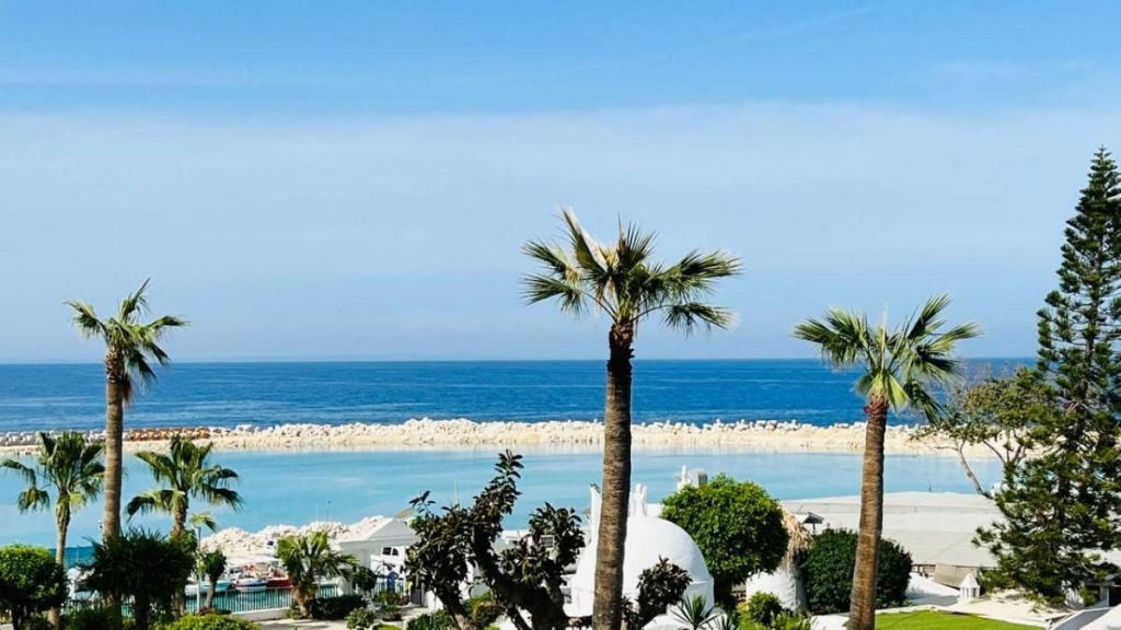 Їсти, молитися, пити. Кіпр – острів сили, обжерливості, молитов і задоволень 21 Їсти, молитися, пити. Кіпр – острів сили, обжерливості, молитов і задоволень