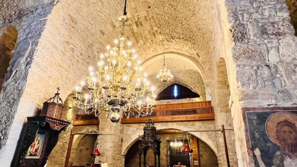 Їсти, молитися, пити. Кіпр – острів сили, обжерливості, молитов і задоволень 62 Їсти, молитися, пити. Кіпр – острів сили, обжерливості, молитов і задоволень