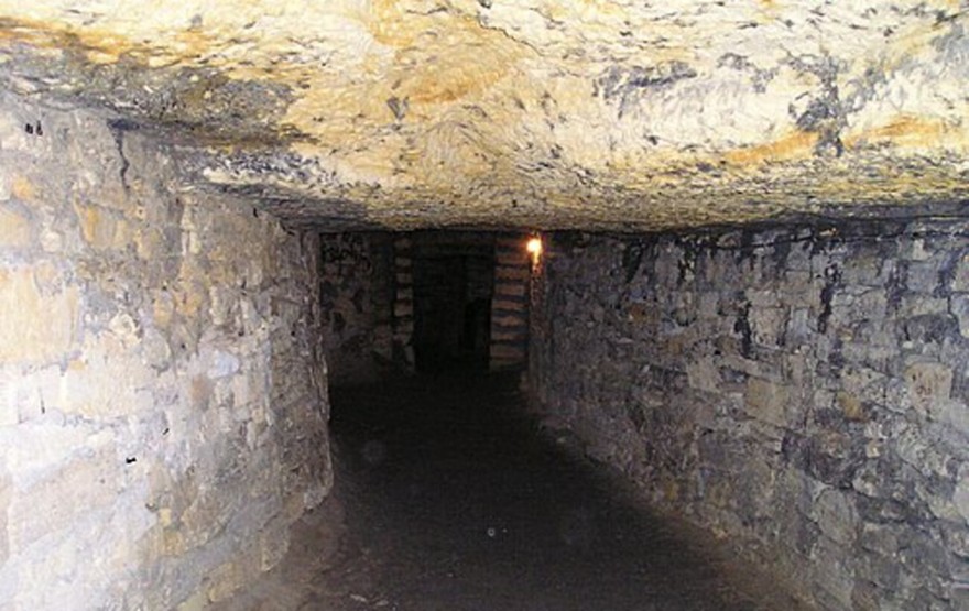 Занедбані радянські об'єкти в Україні: де знаходяться таємничі радари, бункери та аеродроми-привиди Занедбані радянські об'єкти в Україні: де знаходяться таємничі радари, бункери та аеродроми-привиди 3