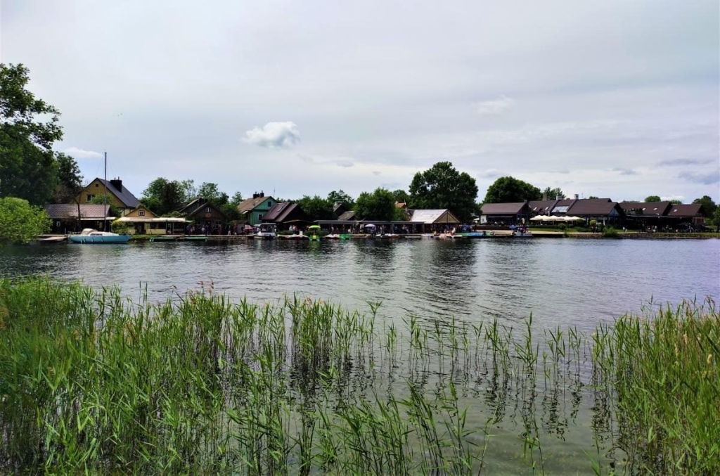 Затишний Тракай: стародавнє місто-фортеця посеред озер в 30 хвилинах від Вільнюса 12 Затишний Тракай: стародавнє місто-фортеця посеред озер в 30 хвилинах від Вільнюса