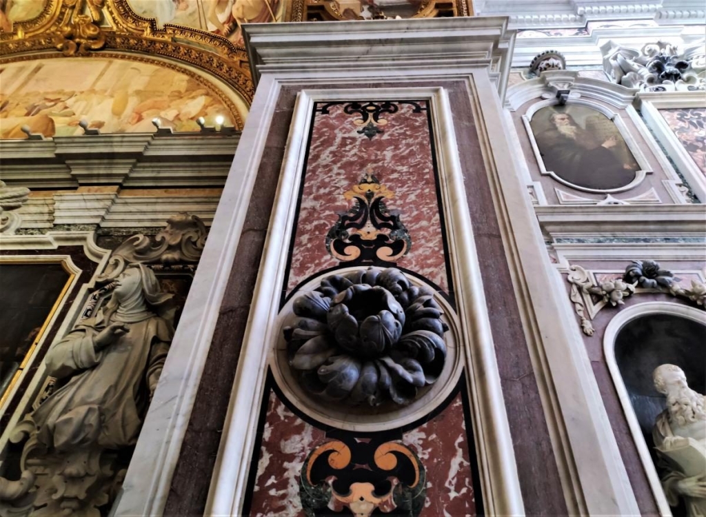 Зрозуміти і полюбити Неаполь: Марадона, клоуни і контрасти 17 Зрозуміти і полюбити Неаполь: Марадона, клоуни і контрасти