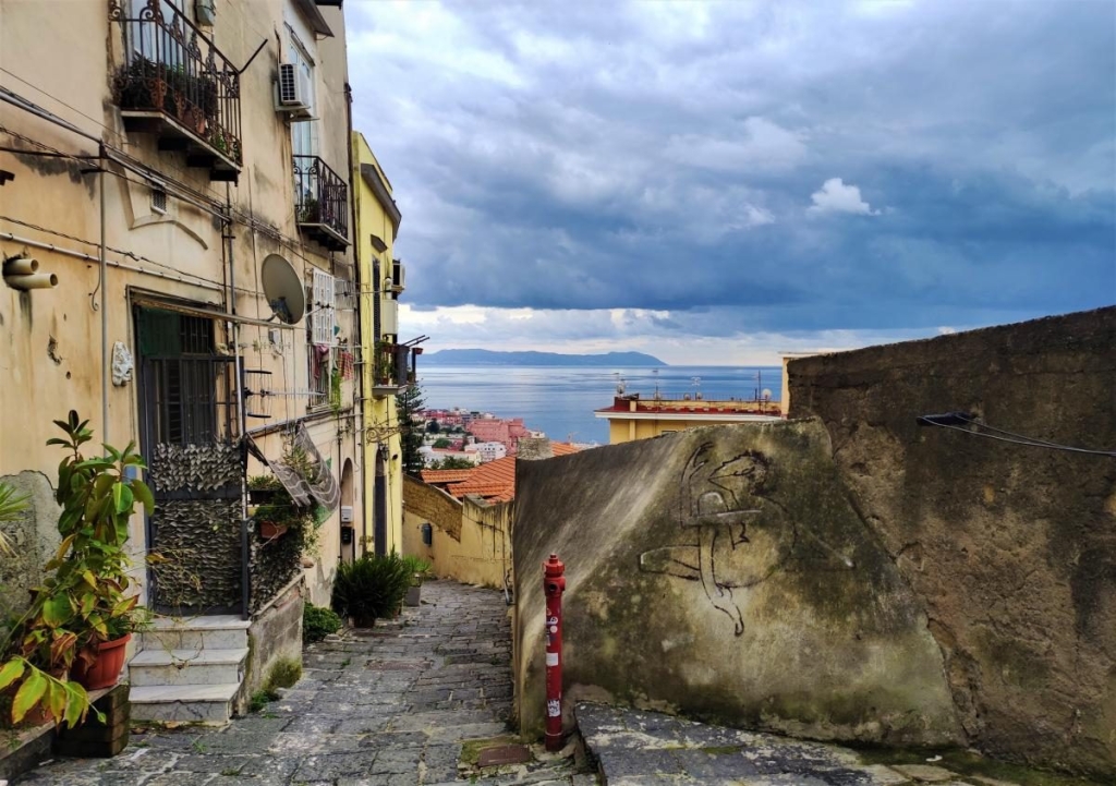 Зрозуміти і полюбити Неаполь: Марадона, клоуни і контрасти 72 Зрозуміти і полюбити Неаполь: Марадона, клоуни і контрасти