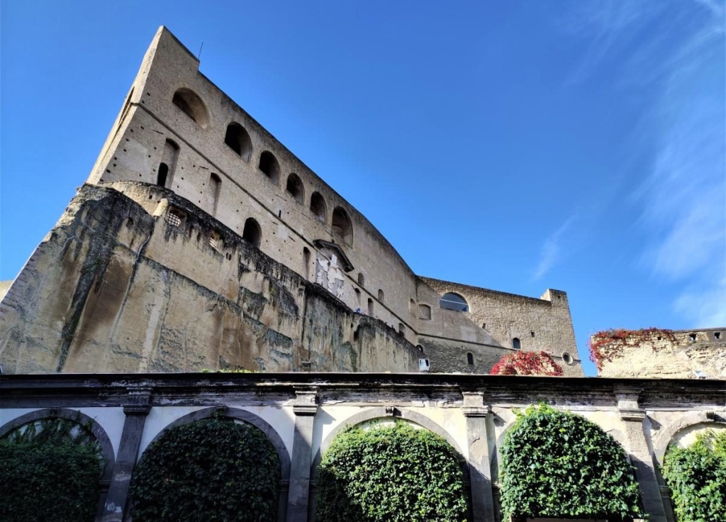 Зрозуміти і полюбити Неаполь: Марадона, клоуни і контрасти 15 Зрозуміти і полюбити Неаполь: Марадона, клоуни і контрасти