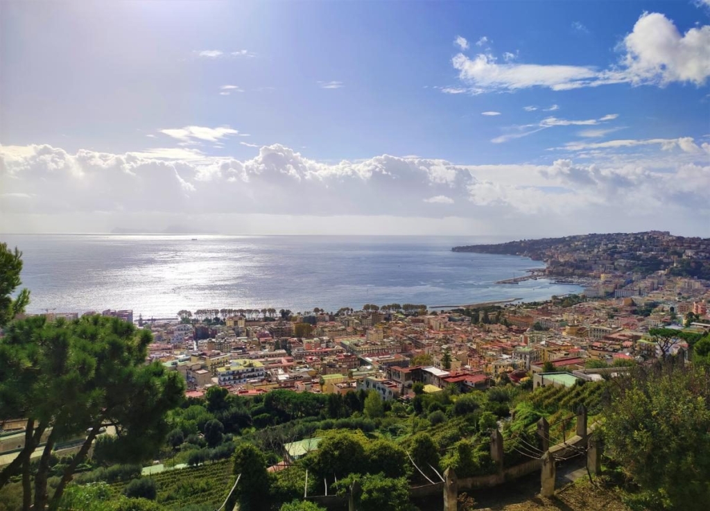 Зрозуміти і полюбити Неаполь: Марадона, клоуни і контрасти 21 Зрозуміти і полюбити Неаполь: Марадона, клоуни і контрасти