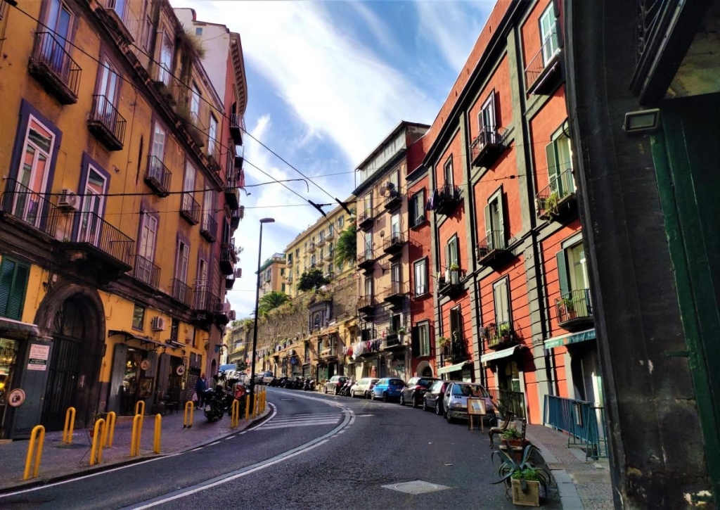 Зрозуміти і полюбити Неаполь: Марадона, клоуни і контрасти 78 Зрозуміти і полюбити Неаполь: Марадона, клоуни і контрасти