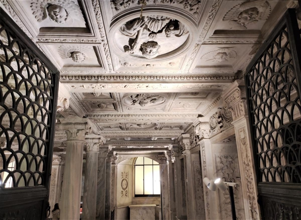 Зрозуміти і полюбити Неаполь: Марадона, клоуни і контрасти 65 Зрозуміти і полюбити Неаполь: Марадона, клоуни і контрасти