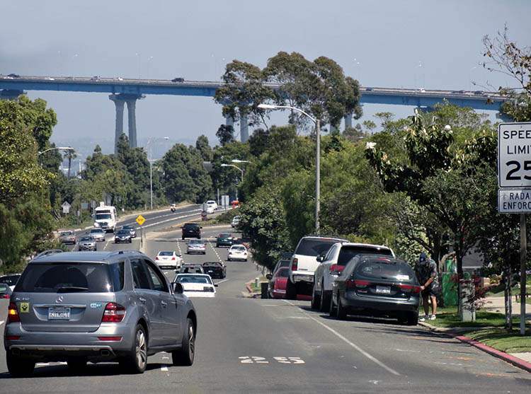 Секрети Сан-Дієго Зображення цікавих фактів, що стосуються міста Сан-Дієго, США