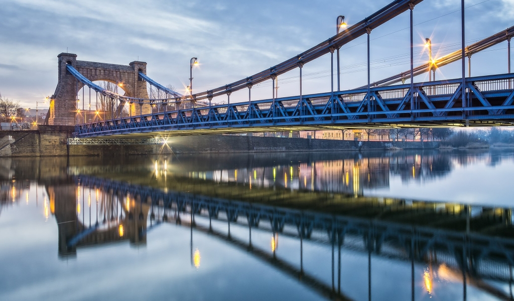 Місто-казка, яке називають "Венецією Східної Європи": де шукати 800 гномів, сотні мостів та каналів Місто-казка, яке називають "Венецією Східної Європи": де шукати 800 гномів, сотні мостів та каналів 5
