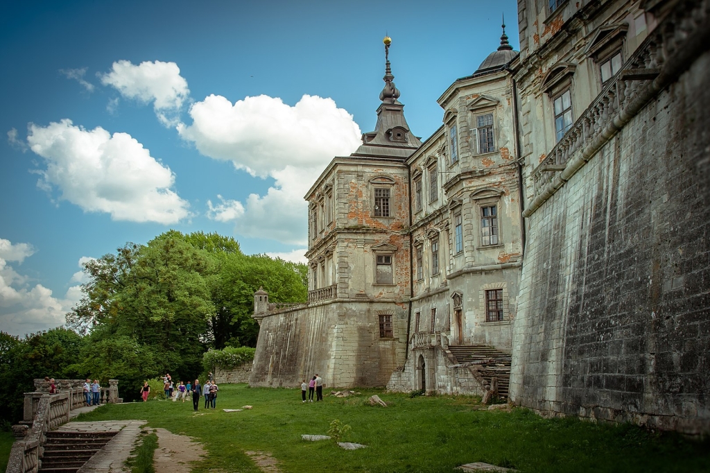 Наймістичніші замки України, які варто відвідати Наймістичніші замки України, які варто відвідати 2
