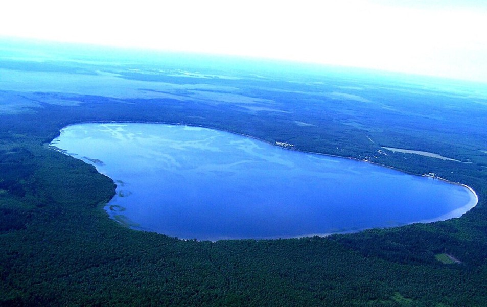 Не гірше за Карпати: топ-7 місць в Україні для відпочинку у листопаді Не гірше за Карпати: топ-7 місць в Україні для відпочинку у листопаді 4