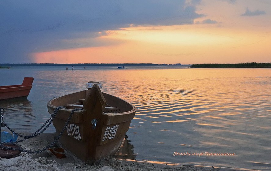 Не гірше за Карпати: топ-7 місць в Україні для відпочинку у листопаді Не гірше за Карпати: топ-7 місць в Україні для відпочинку у листопаді 11