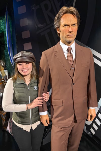 Таймс-сквер, Нью-Йорк Люди фотографуються на Таймс-сквер в Нью-Йорку вдень