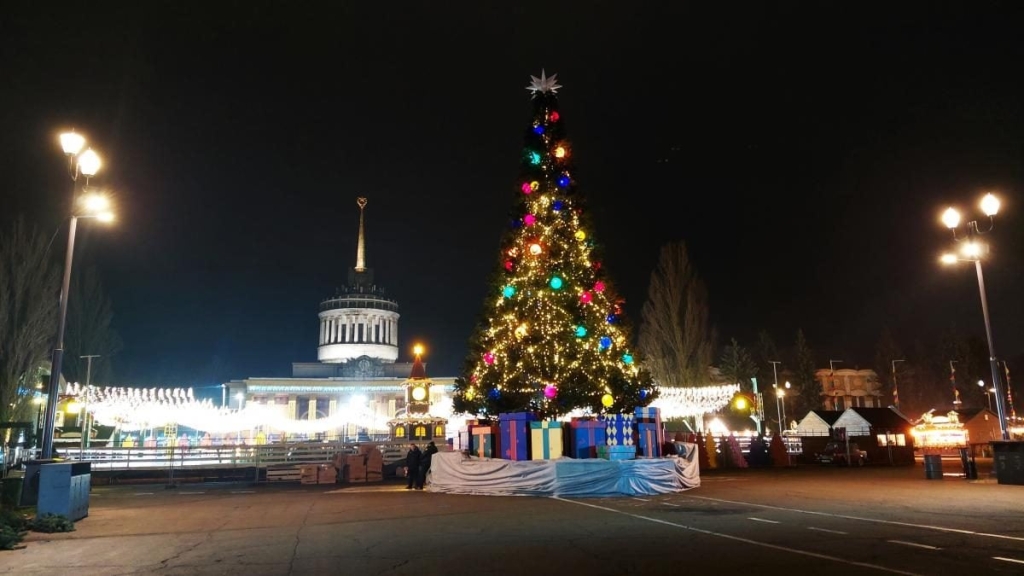 "Зимова країна 2025": чим вражатиме найбільша різдвяна локація Києва (фоторепортаж) 3 "Зимова країна 2025": чим вражатиме найбільша різдвяна локація Києва (фоторепортаж)