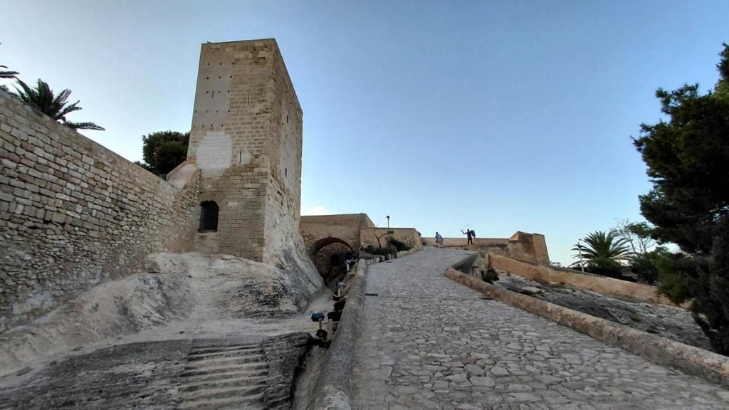 Аліканте: відмінний бюджетний курорт в Іспанії для пізнього сонця 19 Аліканте: відмінний бюджетний курорт в Іспанії для пізнього сонця